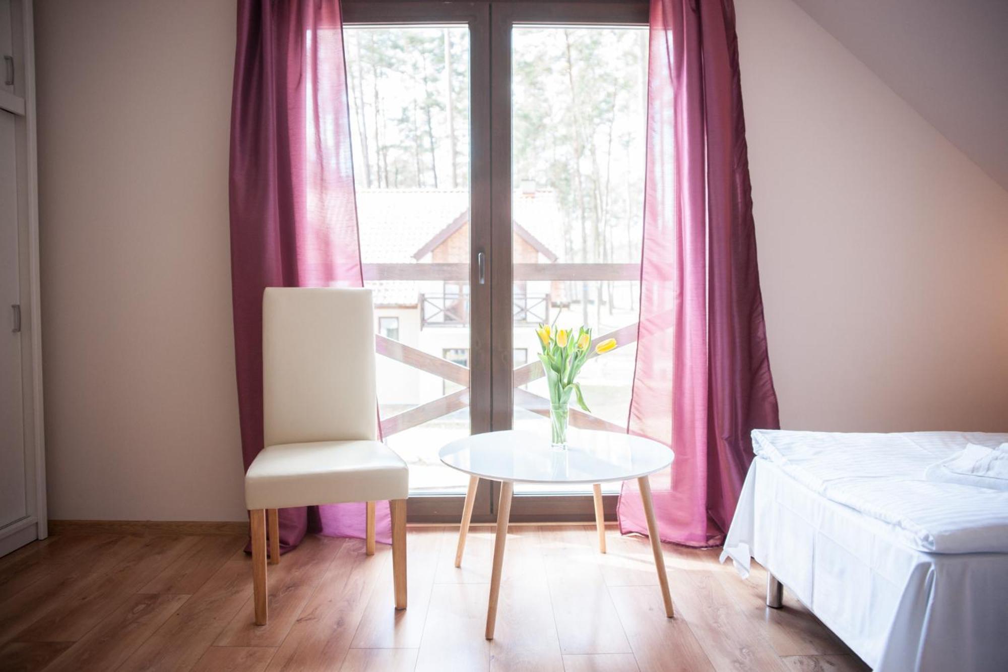 Apartamenty Niegocin Wilkasy Habitación foto